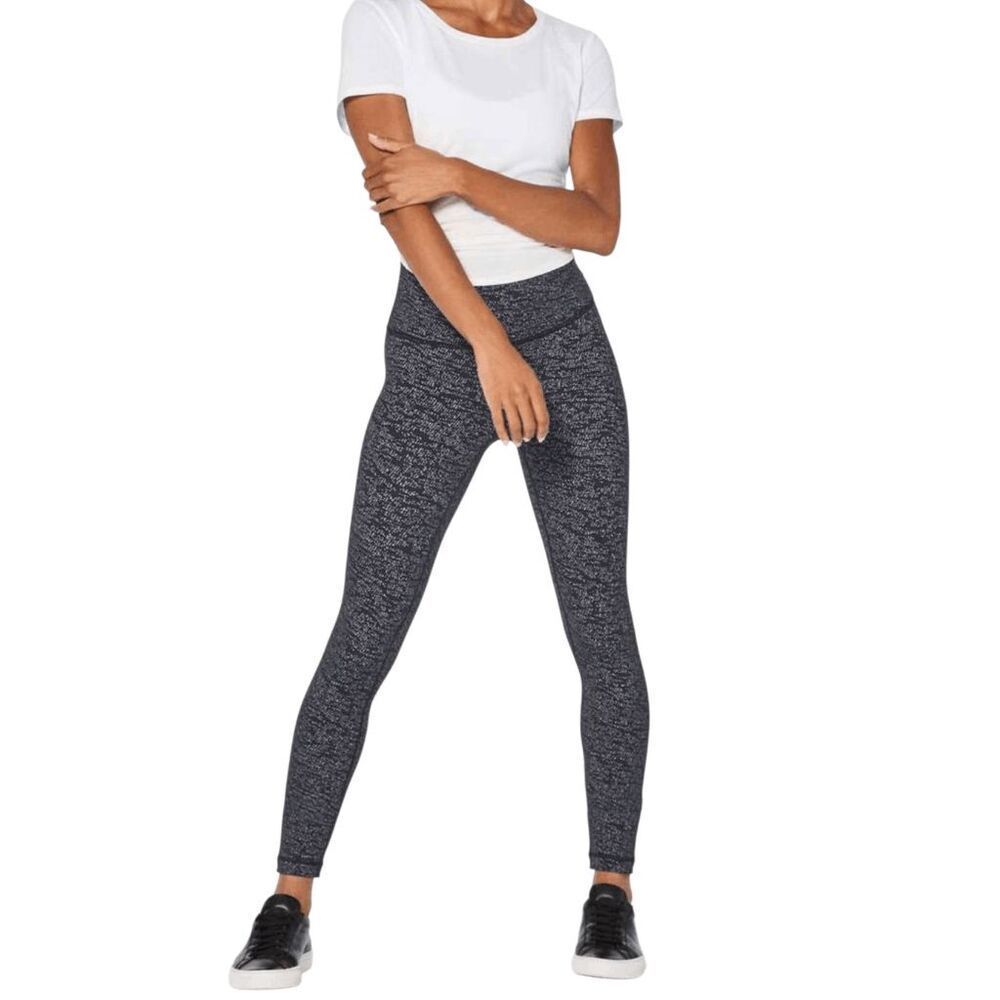 LULULEMON ATHLETICA Wunder Under Hi-Rise 7/8 Tight Size 4